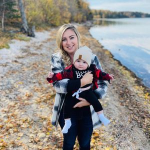 Meet your Posher, Holly